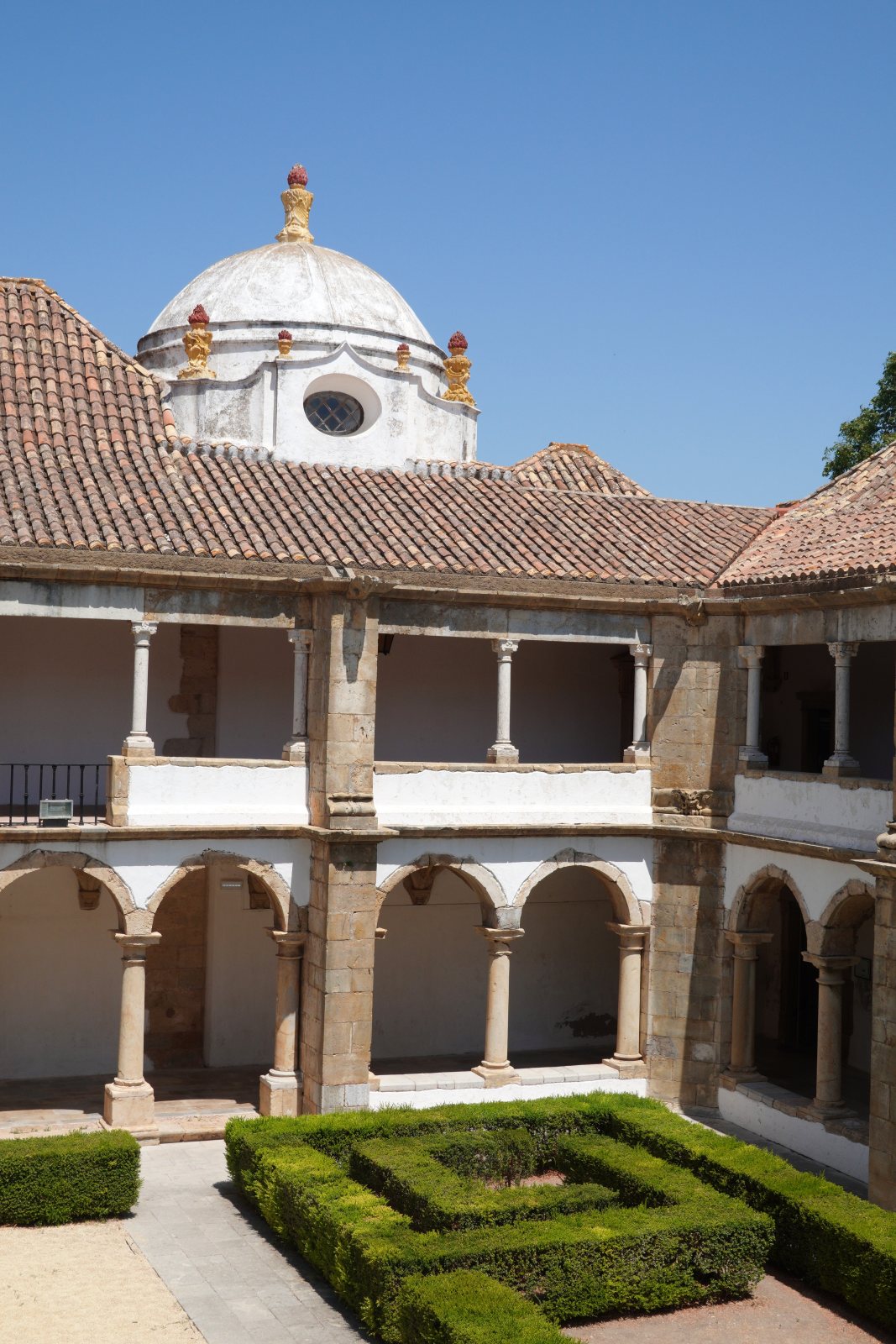 Museu Municipal de Faro, Faro, Portugal, 18 August at 13:13
